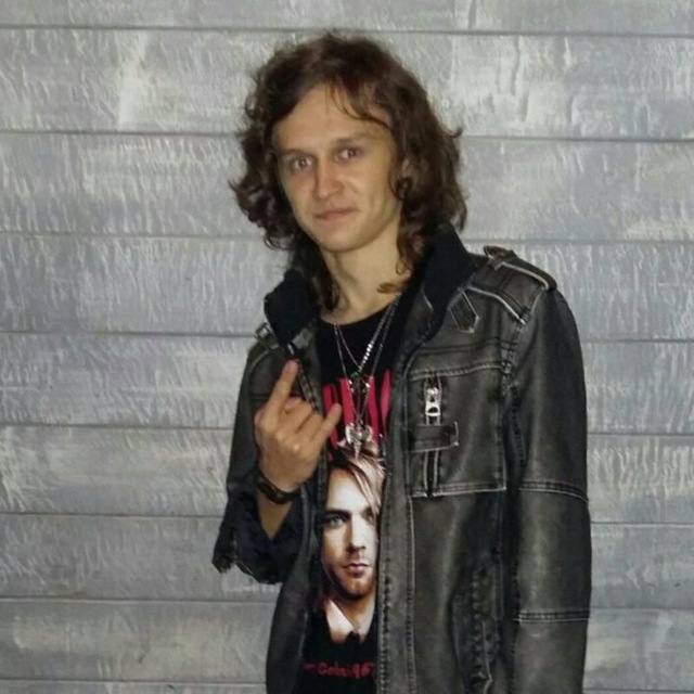 Виктор Куцос